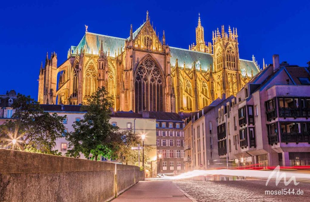 Kathedrale Saint-Étienne von Metz bei Nacht